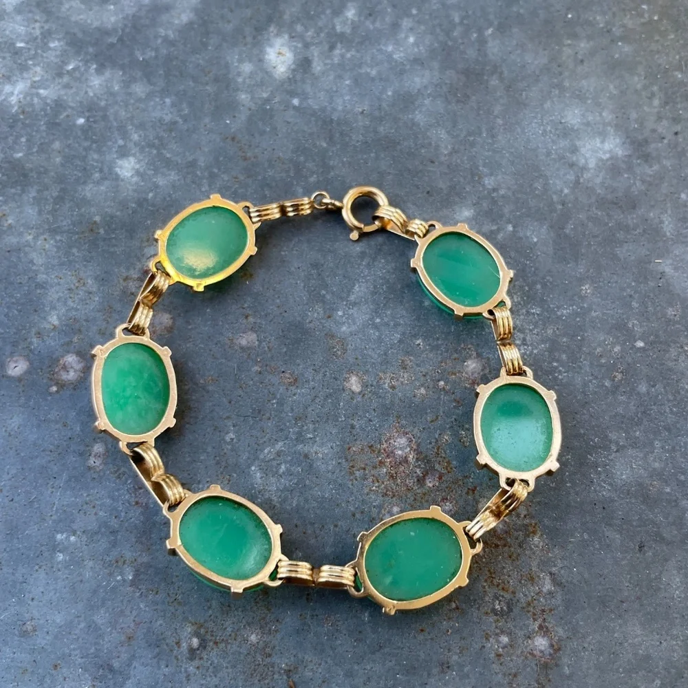 Vintage 14k Gold Jade Cabochon 7.5" Bracelet (15.80g) - Picture 2 of 5